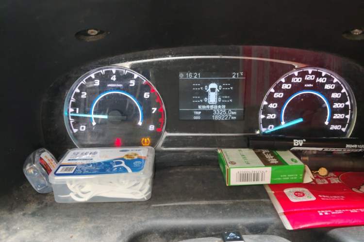 Used JMC Transit  Odometer Close Up