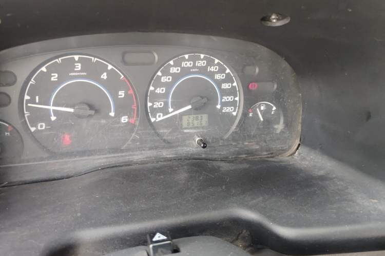 Used JMC Transit  Odometer Close Up