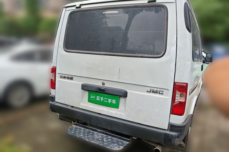 Used JMC Transit 2019 2.8T Commercial Version Short Wheelbase Mid-Roof 3-Seater China VI Standard JX493 Rear
