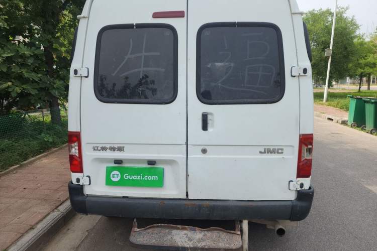 Used JMC Transit 2019 2.8T Commercial Version Short Wheelbase Low Roof 6-Seater China VI Emission Standard JX493 Rear