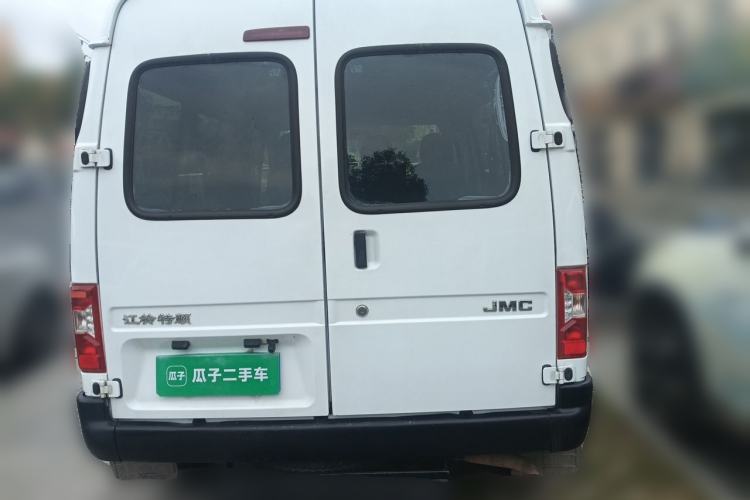 Used JMC Transit 2019 2.8T Commercial Version Short Wheelbase Mid-Roof 6-Seater China VI JX493 Rear