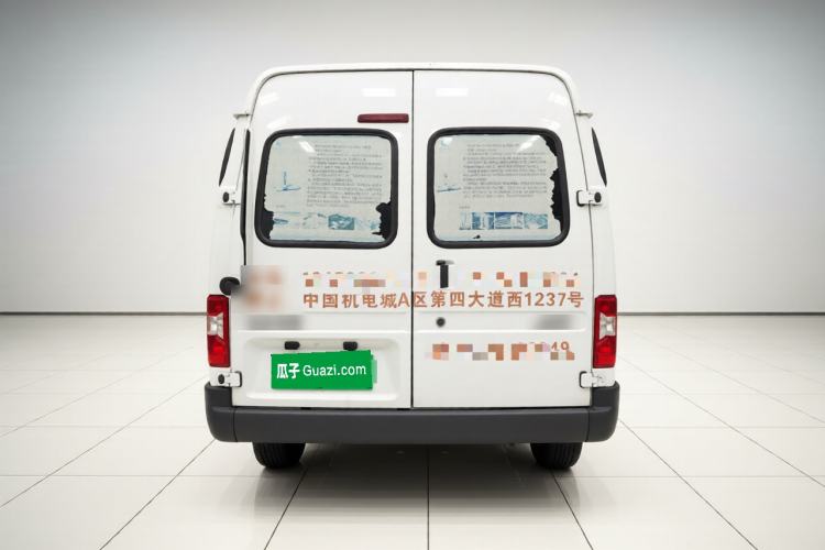 Used JMC Transit 2019 2.8T Commercial Version Short Wheelbase Mid-Roof 6-Seater China VI JX493 Rear