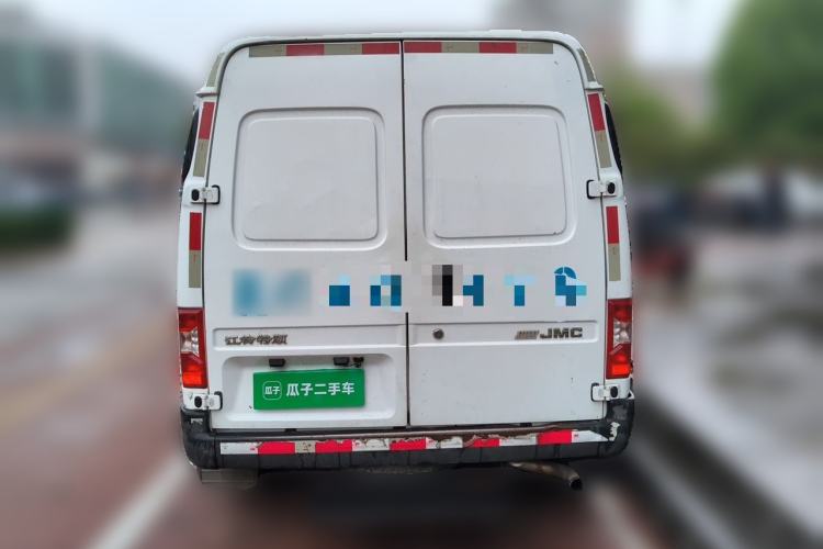 Used JMC Transit 2019 2.8T Commercial Version Short Wheelbase Mid-Roof 3-Seater China VI Standard JX493 Rear