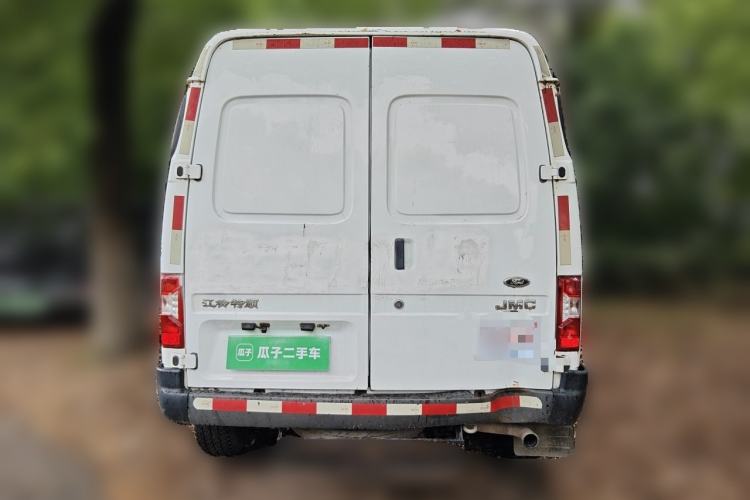 Used JMC Transit 2019 2.8T Commercial Version Long Wheelbase Mid-Roof 3-Seater Rear Single Tire China VI Emission Standard – JX493 Rear