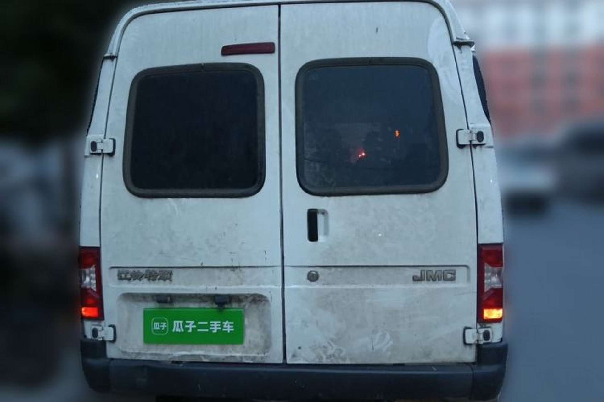 Used JMC Transit 2019 2.8T Commercial Version Short Wheelbase Mid-Roof 6-Seater China VI JX493 Rear