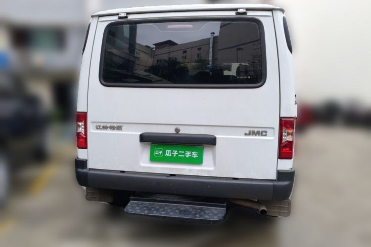 Used JMC Transit 2019 2.8T Commercial Version Short Wheelbase Low Roof 6-Seater China VI Emission Standard JX493 Rear