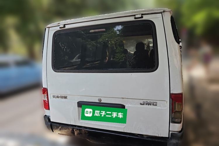 Used JMC Transit 2019 2.8T Commercial Version Short Wheelbase Low Roof 6-Seater China VI Emission Standard JX493 Rear
