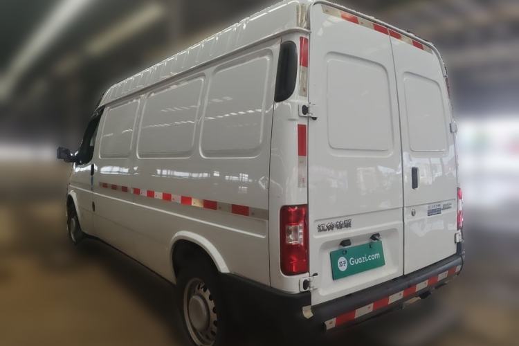 Used JMC Transit 2019 2.8T Commercial Version Long Wheelbase Mid-Roof 3-Seater Rear Single Tire China VI Emission Standard – JX493 Rear Left 45 Deg