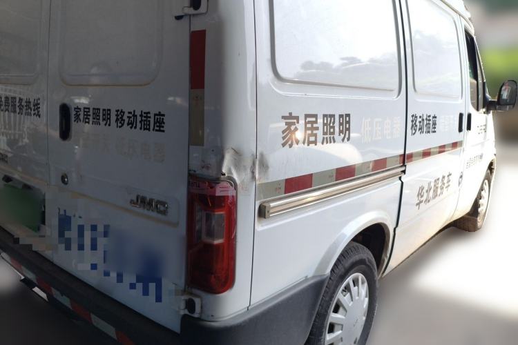 Used JMC Transit 2019 2.8T Commercial Version Short Wheelbase Mid-Roof 3-Seater China VI Standard JX493 Rear Right 45 Deg