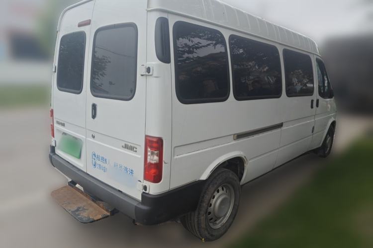 Used JMC Transit 2019 2.8T Commercial Version Long Wheelbase Mid-Roof 6-Seater Rear Single Tire China VI Emission Standard – JX493 Rear Right 45 Deg