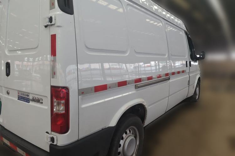 Used JMC Transit 2019 2.8T Commercial Version Long Wheelbase Mid-Roof 3-Seater Rear Single Tire China VI Emission Standard – JX493 Rear Right 45 Deg