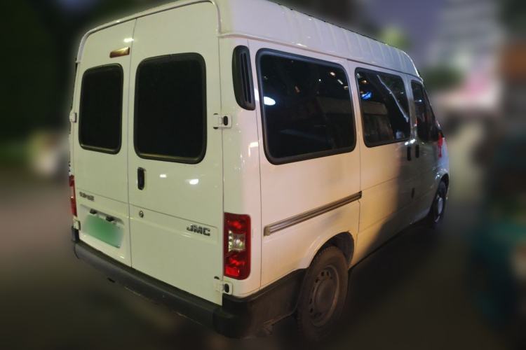 Used JMC Transit 2019 2.8T Commercial Version Short Wheelbase Mid-Roof 6-Seater China VI JX493 Rear Right 45 Deg