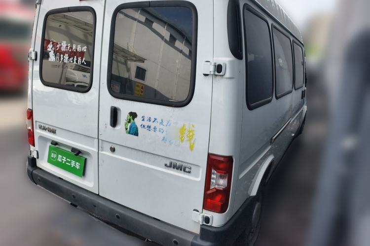 Used JMC Transit 2019 2.8T Commercial Version Long Wheelbase Mid-Roof 6-Seater Rear Single Tire China VI Emission Standard – JX493 Rear Right 45 Deg