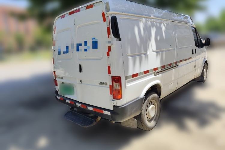 Used JMC Transit 2019 2.8T Commercial Version Long Wheelbase Mid-Roof 3-Seater Rear Single Tire China VI Emission Standard – JX493 Rear Right 45 Deg