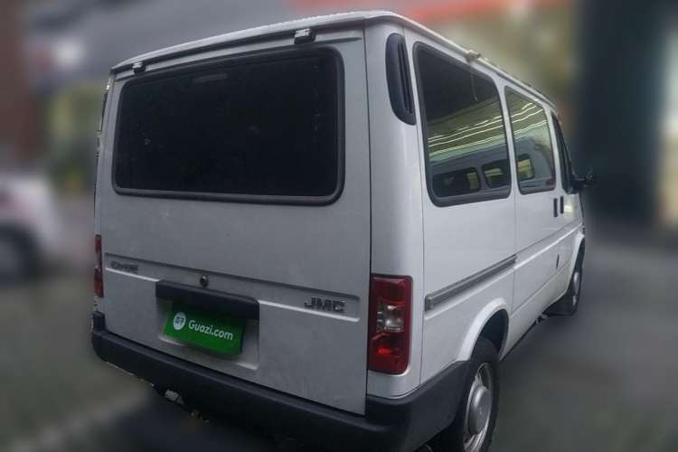 Used JMC Transit 2019 2.8T Commercial Version Short Wheelbase Low Roof 6-Seater China VI Emission Standard JX493 Rear Right 45 Deg