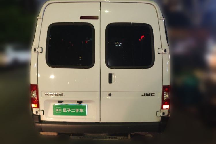 Used JMC Transit 2019 2.8T Commercial Version Short Wheelbase Mid-Roof 6-Seater China VI JX493 Rear