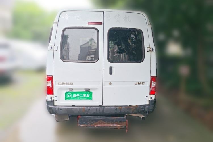 Used JMC Transit 2019 2.8T Commercial Version Short Wheelbase Mid-Roof 6-Seater China VI JX493 Rear