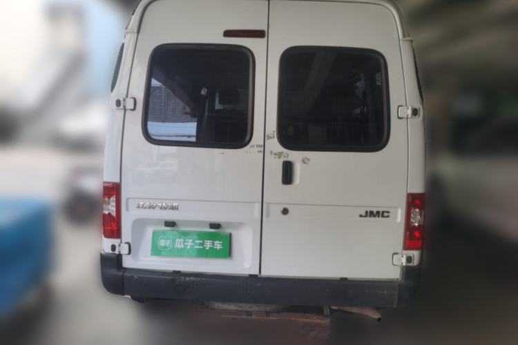 Used JMC Transit 2019 2.8T Commercial Version Short Wheelbase Mid-Roof 6-Seater China VI JX493 Rear