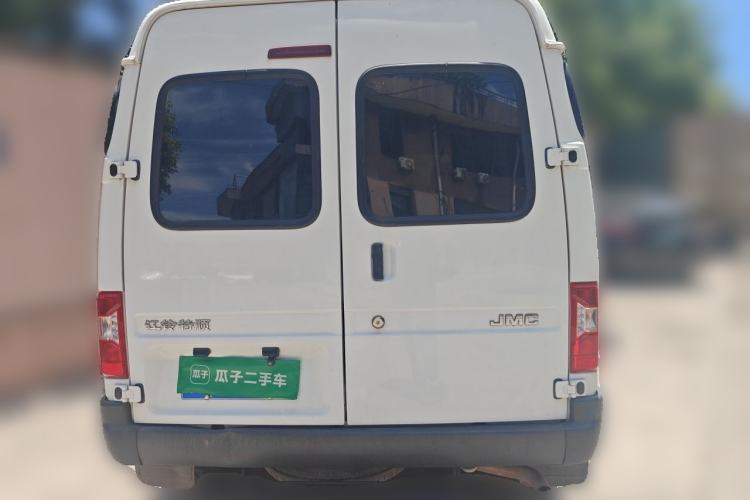 Used JMC Transit 2019 2.8T Commercial Version Short Wheelbase Mid-Roof 6-Seater China VI JX493 Rear