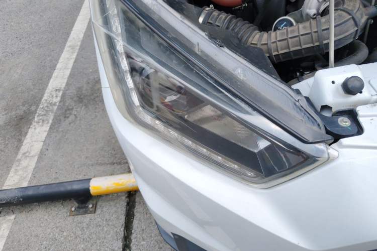 Used JMC Transit  Right Front Headlight