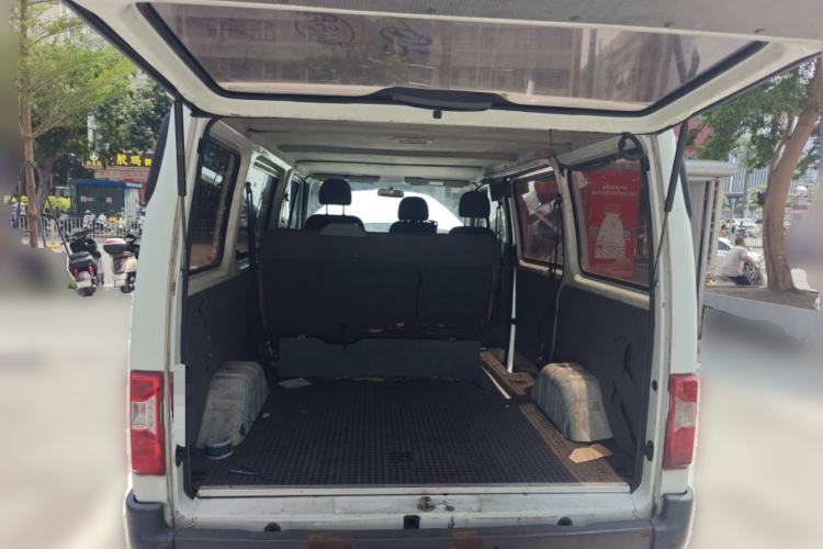 Used JMC Transit 2019 2.8T Commercial Version Short Wheelbase Low Roof 6-Seater China VI Emission Standard JX493 Trunk