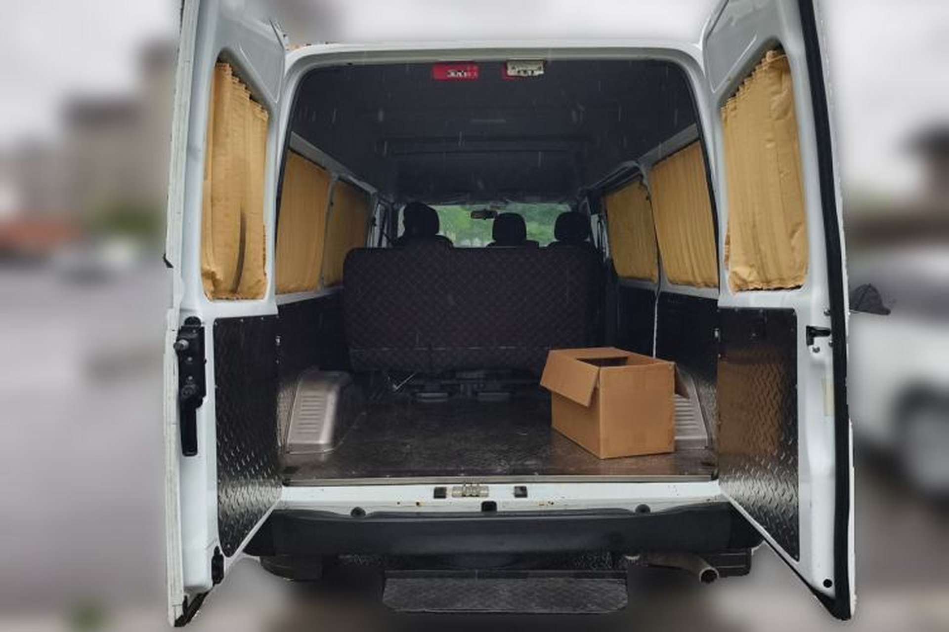 Used JMC Transit 2019 2.8T Commercial Version Short Wheelbase Mid-Roof 6-Seater China VI JX493 Trunk