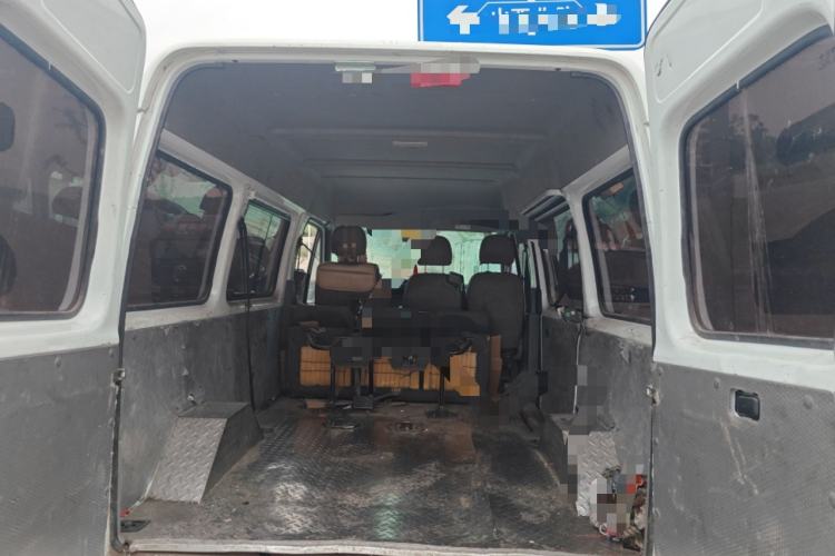 Used JMC Transit 2019 2.8T Commercial Version Short Wheelbase Mid-Roof 6-Seater China VI JX493 Trunk