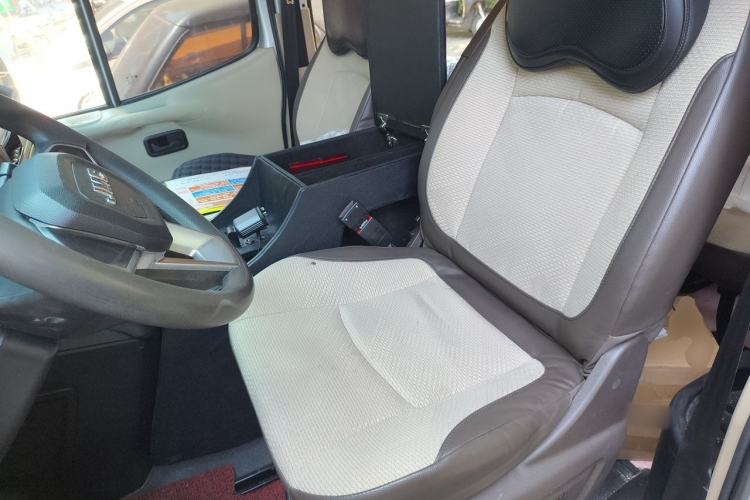 Used JMC Transit 2020 2.8T Business-Grade Long Wheelbase Mid-Roof 9-Seater China VI JX493 Left Front Seat
