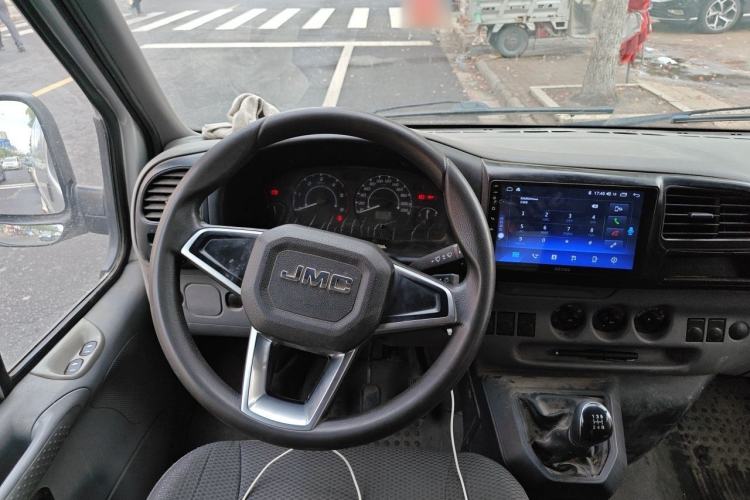 Used JMC Transit 2020 2.8T Business-Grade Long-Wheelbase Mid-Roof 9-Seater China V Emission Standard JX493 Steering Wheel