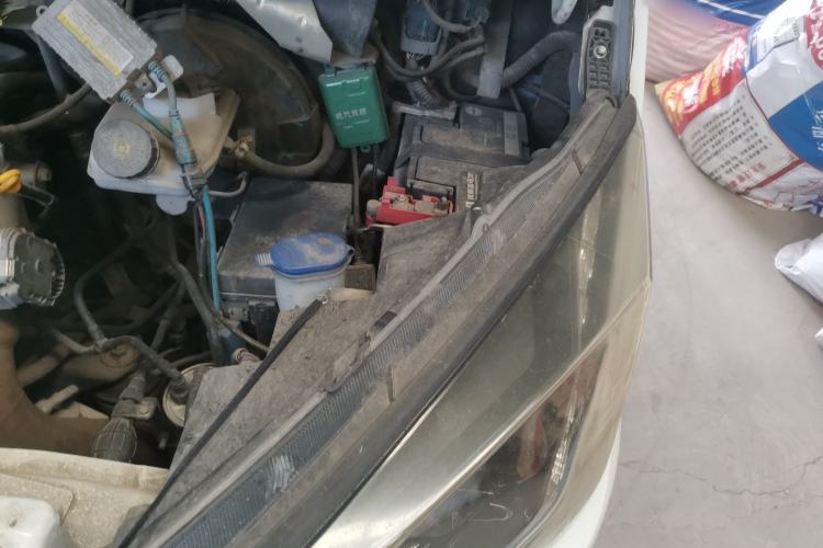 Used JMC Transit  Engine Bay Left