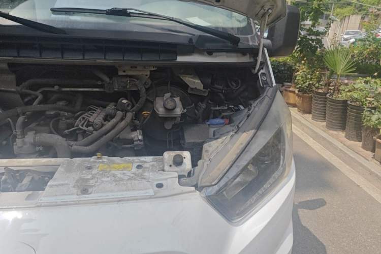 Used JMC Transit  Engine Bay Left