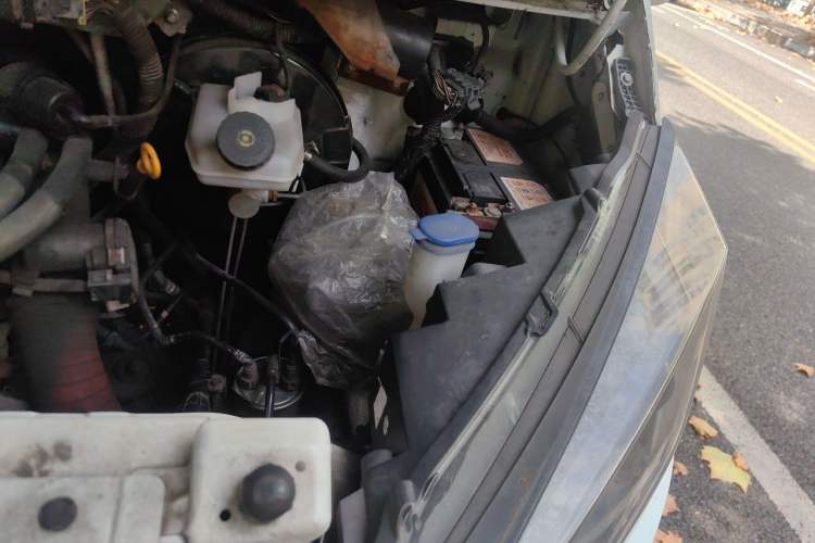 Used JMC Transit  Engine Bay Left