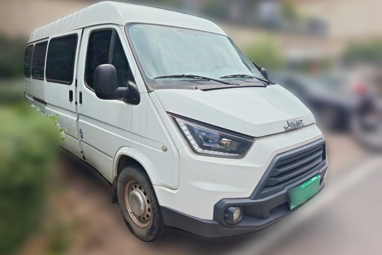 Used JMC Transit  Front Right 45 Deg