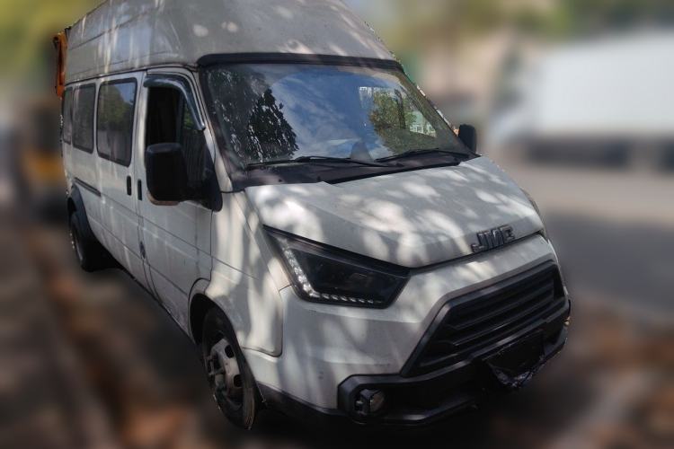 Used JMC Transit  Front Right 45 Deg