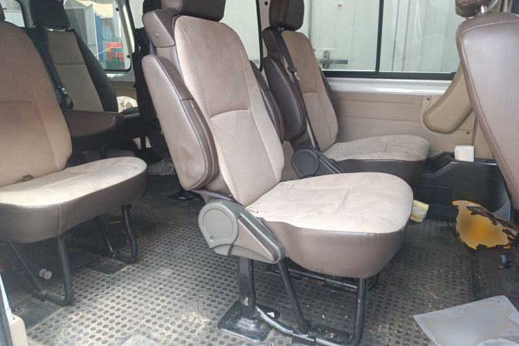 Used JMC Transit 2020 2.8T Business-Grade Long Wheelbase Mid-Roof 9-Seater China VI JX493 Left Rear Seat