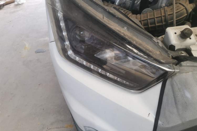 Used JMC Transit  Right Front Headlight
