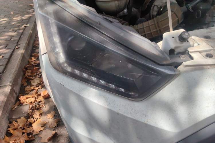Used JMC Transit  Right Front Headlight