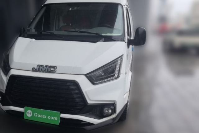 Ojetý JMC Transit JMC Transit, 2020 model, 2.8L, 5‑speed manual, 3‑seat version