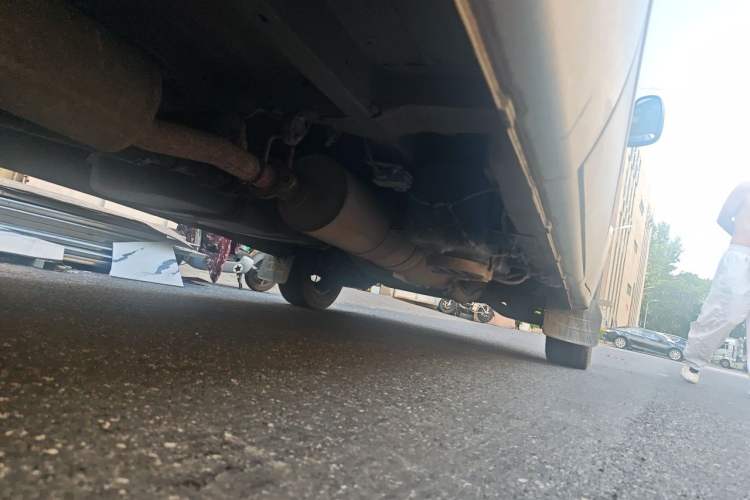 Used JMC Transit 2021 2.8T Space King Taurus Long Wheelbase Mid-Height Rear Single Tire – Step 6-Seater Diesel Euro VI JX493 Chassis Rear Right