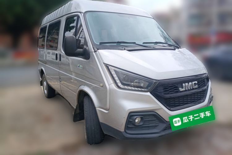 Used JMC Transit 2021 2.8T Space King Taurus Short Wheelbase Mid-Height 6-Seater Diesel Euro VI JX493 Front Right 45 Deg