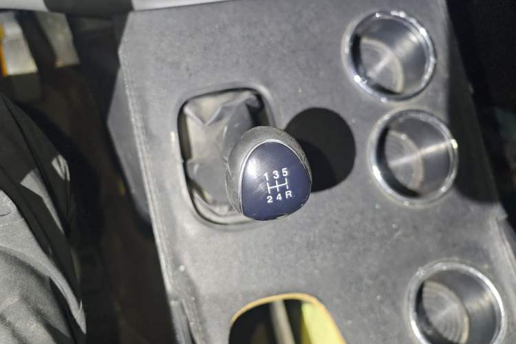 Used JMC Transit 2021 2.8T Space King Taurus Long Wheelbase Mid-Height Rear Single Tire – Step 6-Seater Diesel Euro VI JX493 Gear Lever
