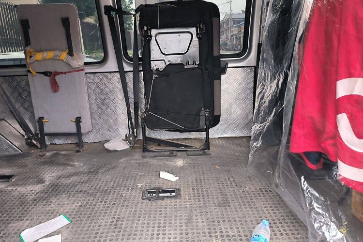Used JMC Transit 2021 2.8T Space King Taurus Long Wheelbase Mid-Height Rear Single Tire – Step 6-Seater Diesel Euro VI JX493 Interior 4