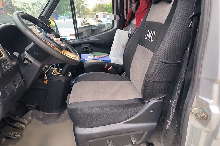 Used JMC Transit 2021 2.8T Space King Taurus Long Wheelbase Mid-Height Rear Single Tire – Step 6-Seater Diesel Euro VI JX493 Left Front Seat