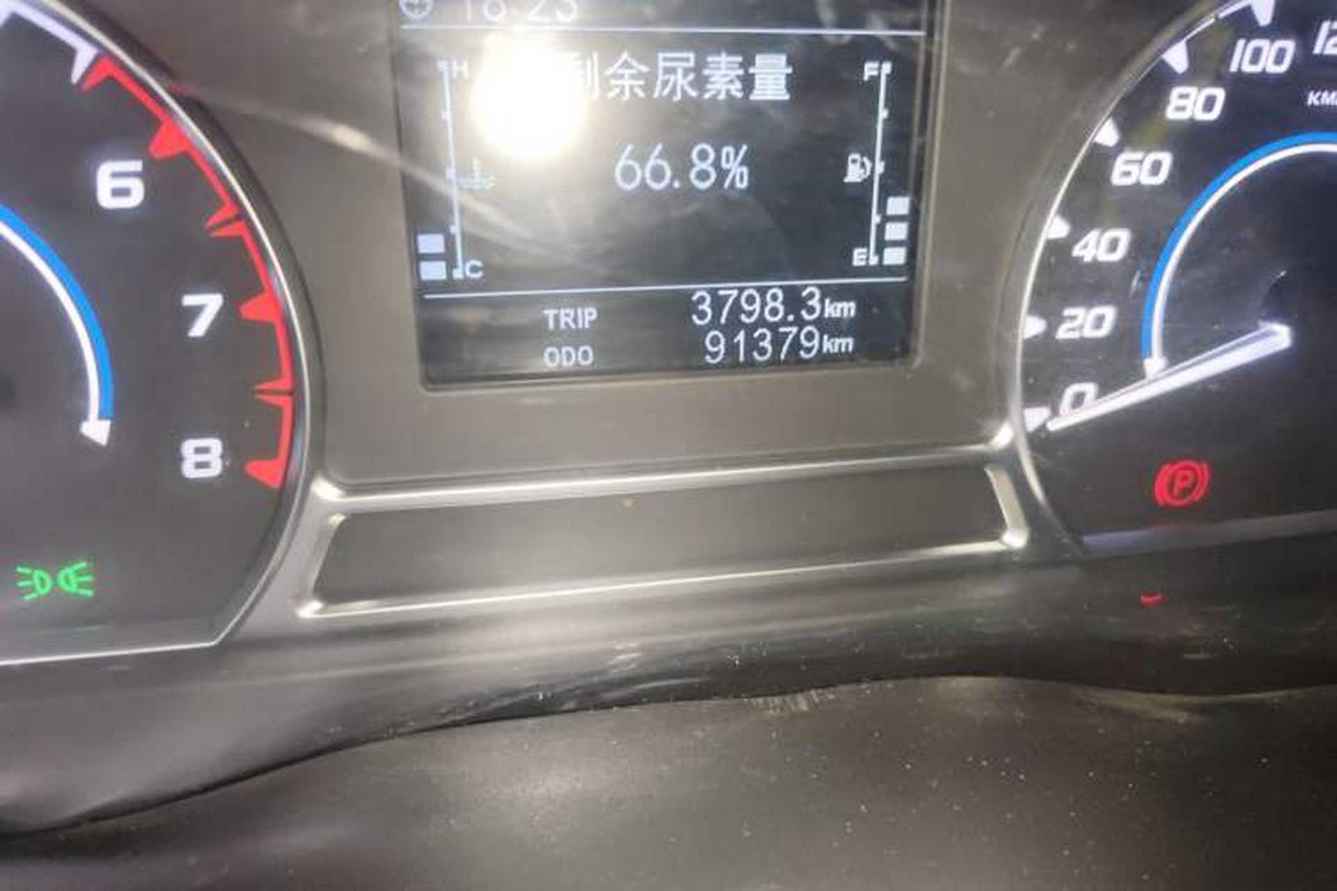 Used JMC Transit 2021 2.8T Space King Standard Version Long Wheelbase Mid-Height Roof Rear Single Tire 3-Seater Diesel China VI Emission Standard JX493 Odometer Close Up