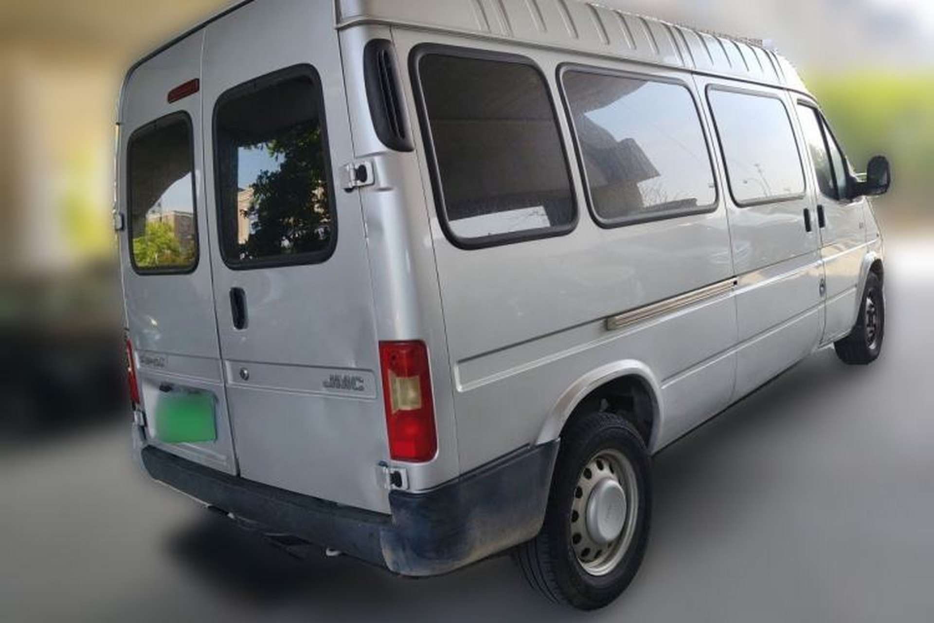 Used JMC Transit 2021 2.8T Space King Standard Version Long Wheelbase Mid-Height Roof Rear Single Tire – Step 6-Seater Diesel China VI Emission Standard JX493 Rear Right 45 Deg