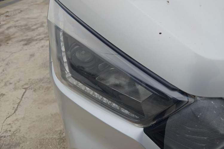 Used JMC Transit  Right Front Headlight