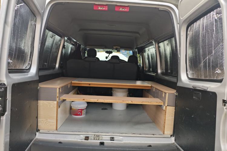 Used JMC Transit 2021 2.8T Space King Standard Version Short Wheelbase Mid-Height Roof 6-Seater Diesel Euro VI JX493 Trunk
