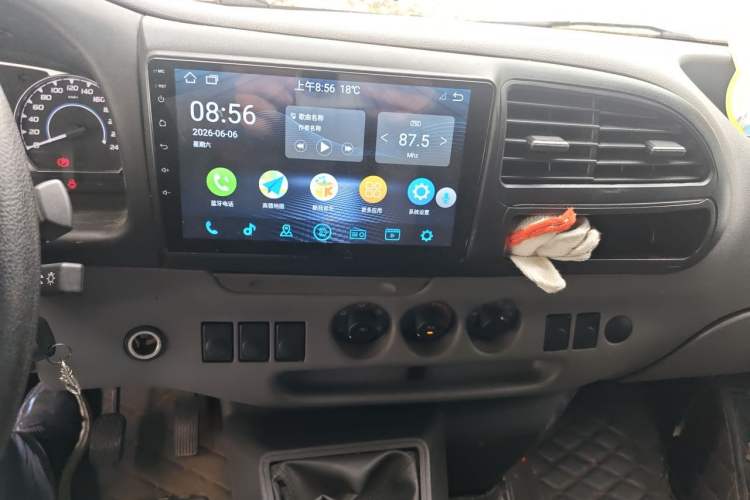 Used JMC Transit 2021 2.8T Space King Taurus Short Wheelbase Mid-Height 6-Seater Diesel Euro VI JX493 Audio And AC Panel