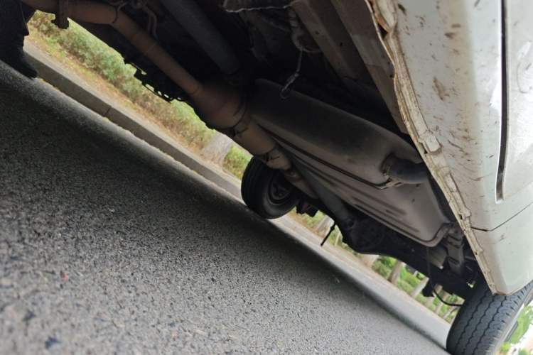 Used JMC Transit  Chassis Front Left