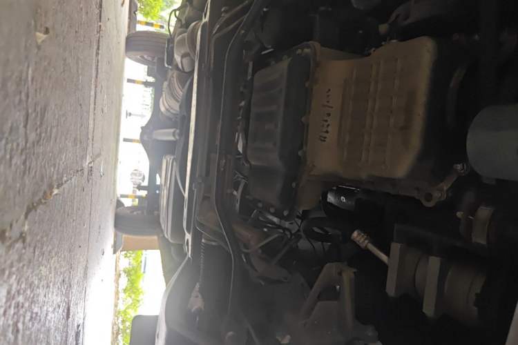 Used JMC Transit 2021 2.8T Space King Taurus Short Wheelbase Mid-Height 3-Seater Diesel Euro VI JX493 Chassis Front